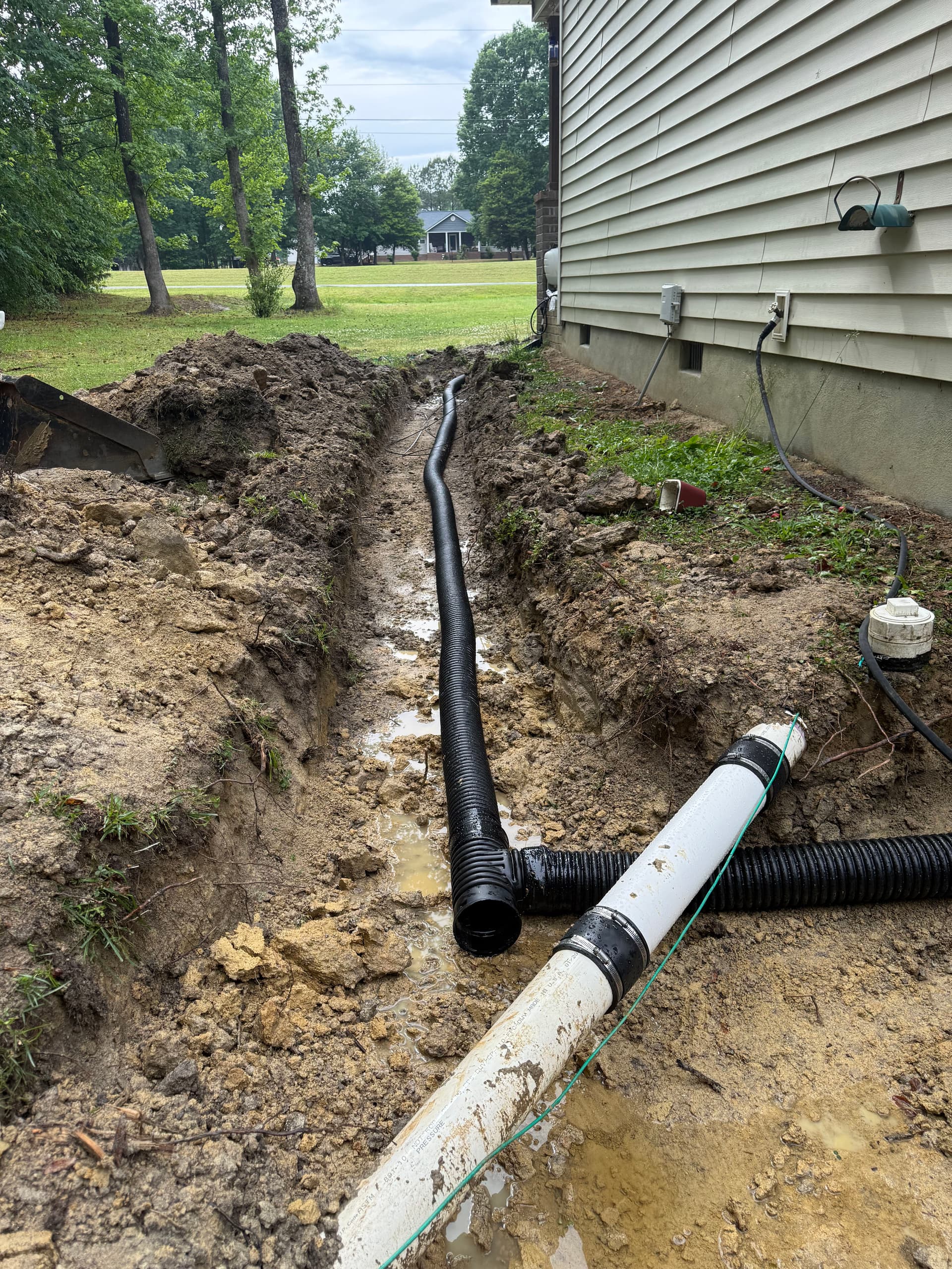 Gallery photos for Drainage, Land Clearing, Grading and Gravel Driveway Done Right: Image #1
