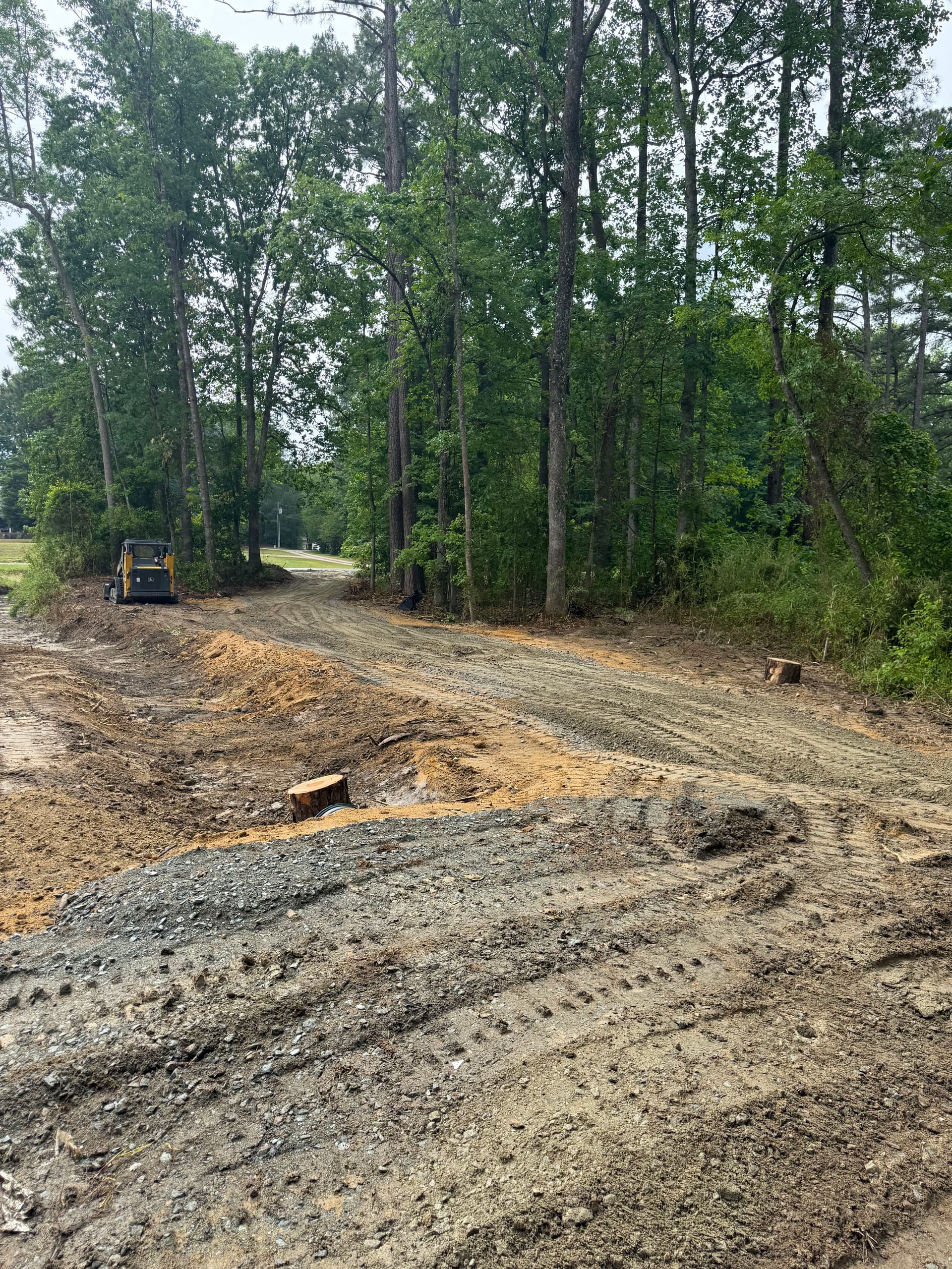 Gallery photos for Drainage, Land Clearing, Grading and Gravel Driveway Done Right: Image #3